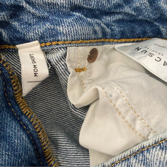 PacSun Mom Jean Shorts - Picture 4 of 4